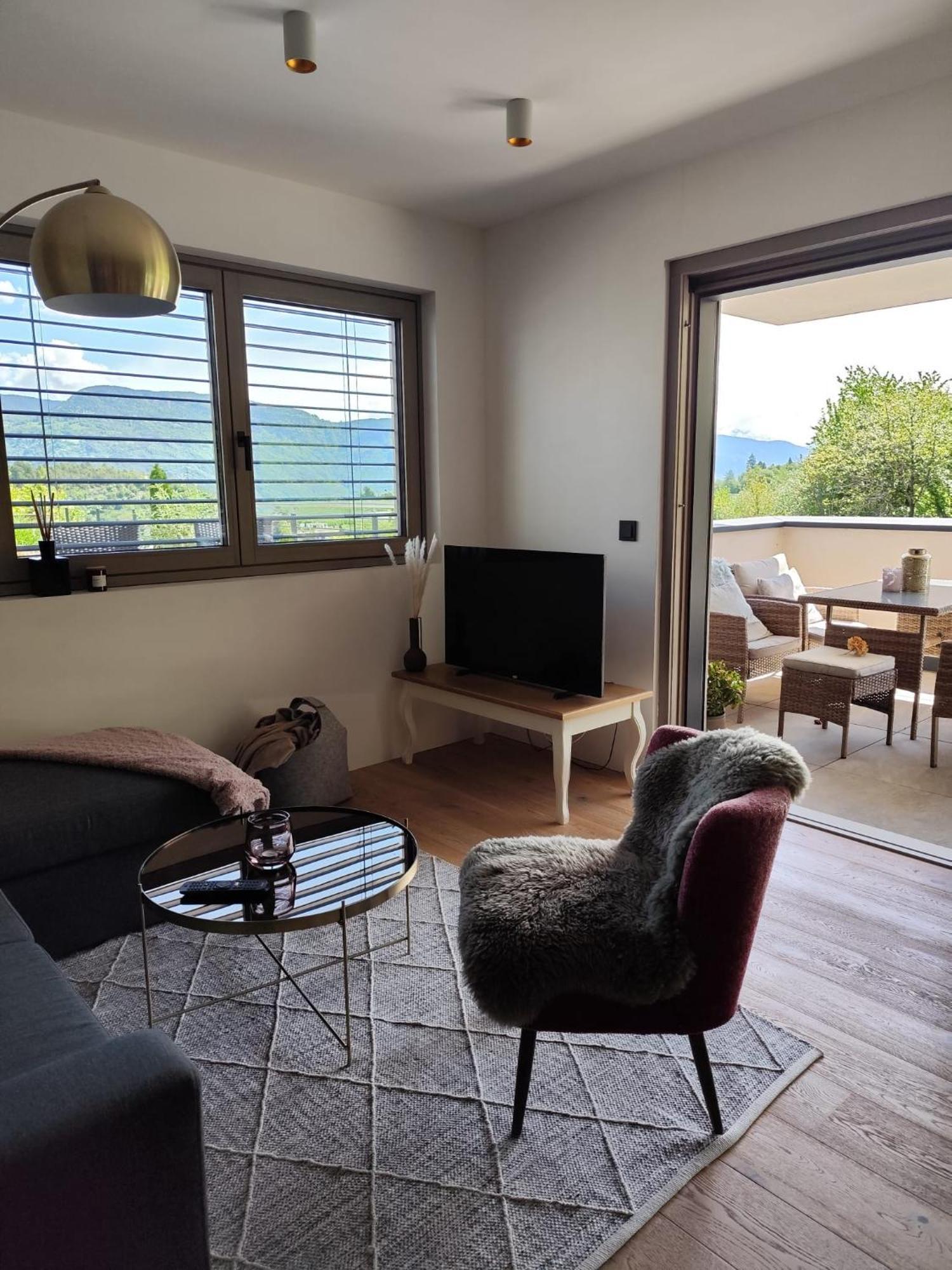 Janas Bolzano Mountain Apartment Тезимо Экстерьер фото